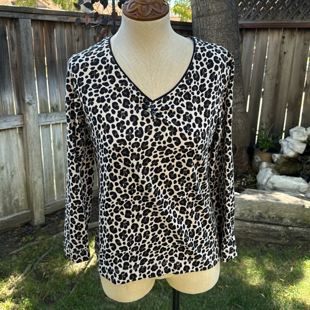 Adonna Leopard V-neck Top Blouse Women's size Small